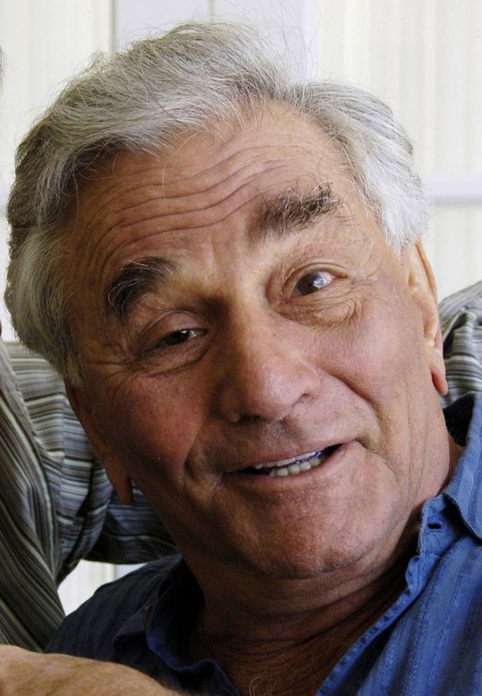 Peter Falk.