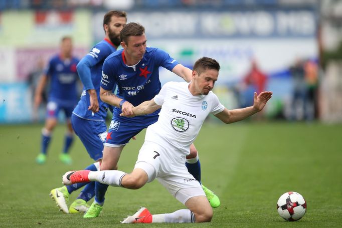 EPL, Mladá Boleslav-Slavia: Lukáš Železník (7) - Jaromír Zmrhal