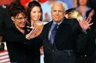 Mezi poradci McCaina a Palinové zuřila válka, tvrdi NYT