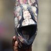 protesty egypt bota obuv
