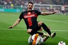 Schick, Hložek a Kovář slaví v Německu double, s Leverkusenem vyhráli i pohár