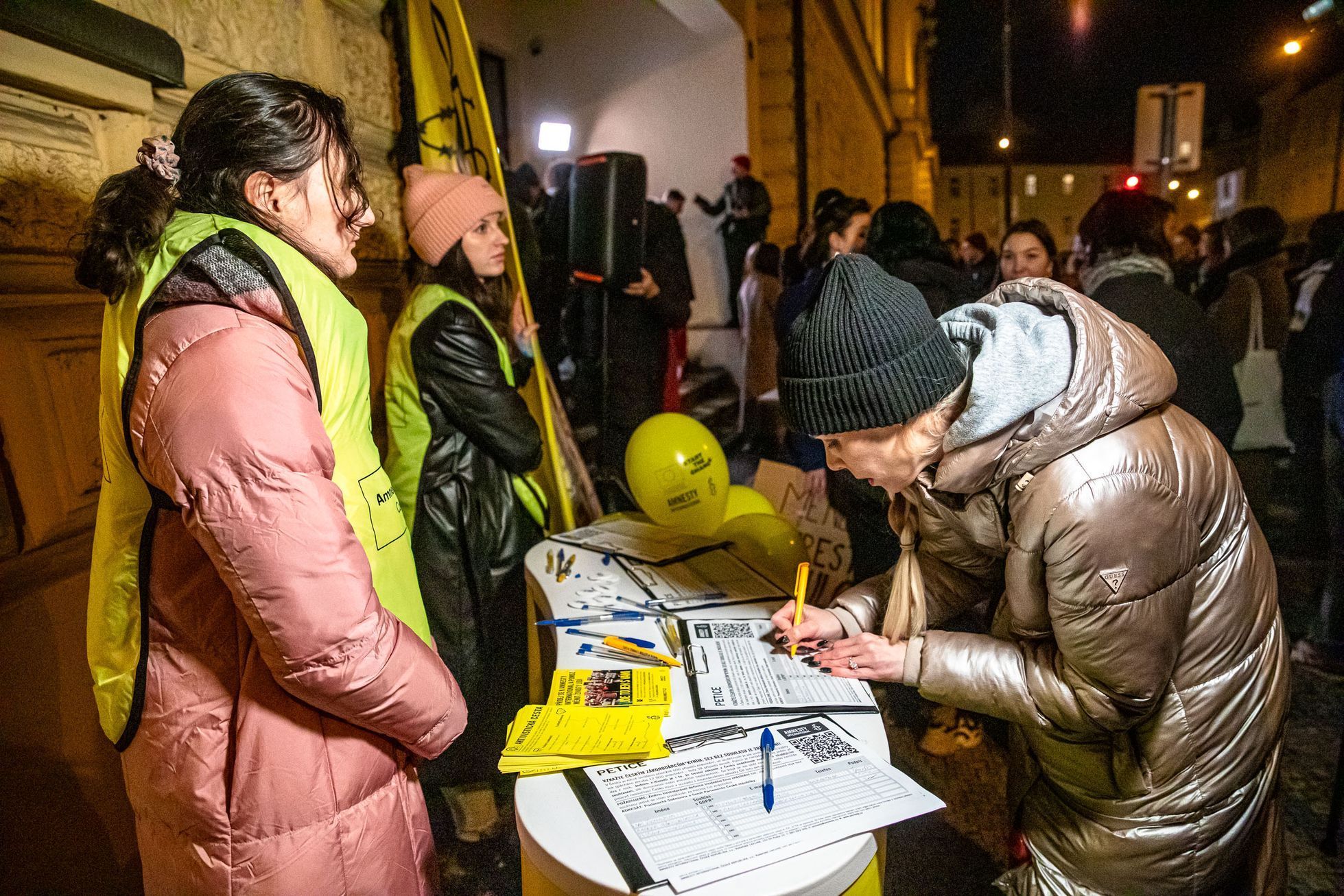 Demonstrace za spravedlnost pro oběti sexuálního násilí, znásilnění