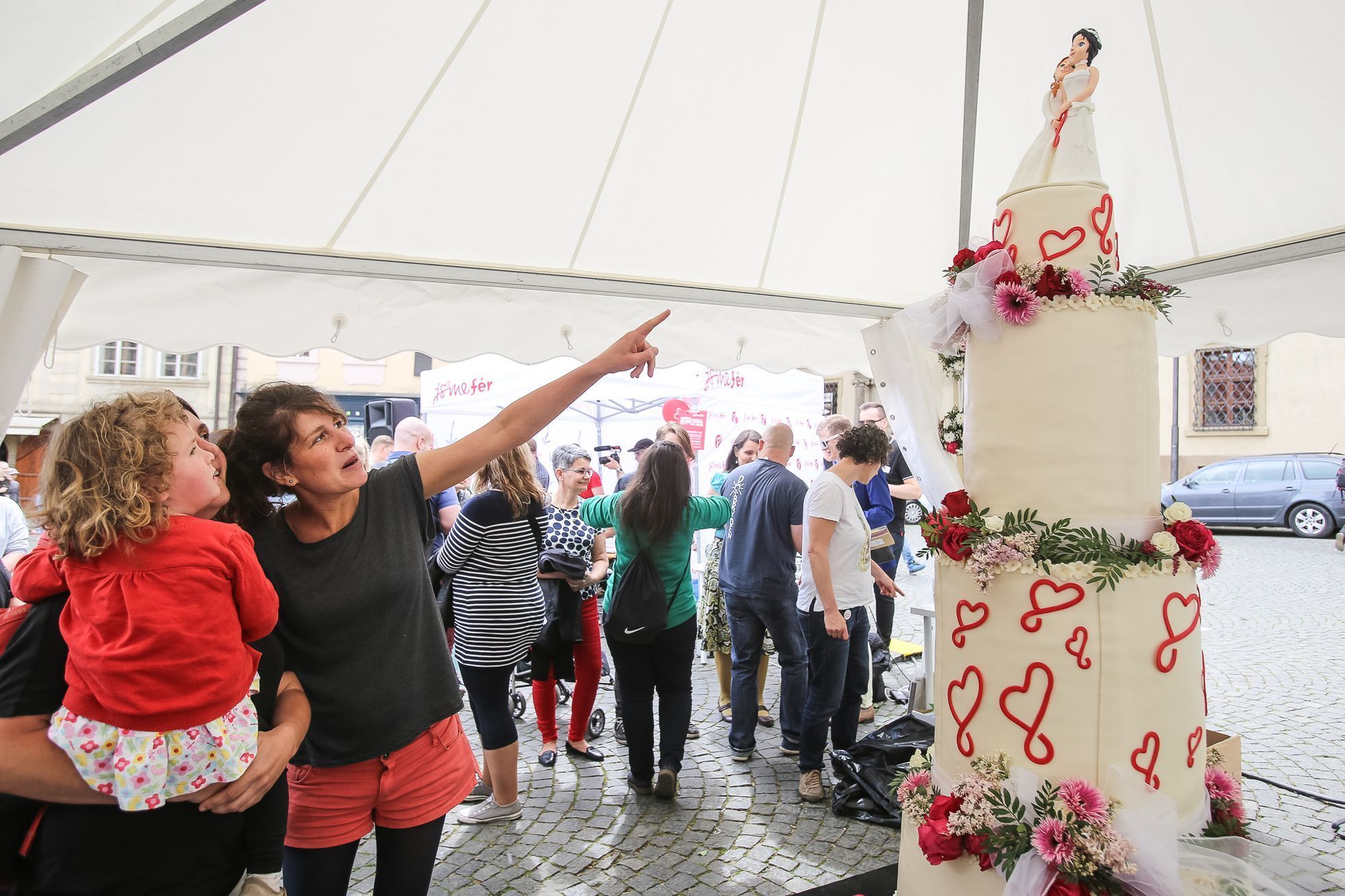 První květen, 1. máj, demonstrace, happeningy, majáles, oslavy, protesty, komunisti