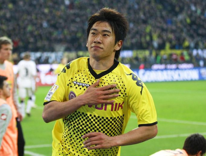 Borussia Dortmund - Borussia Mönchengladbach (A potvrdil to Kagawa, který přidal v 59. minutě druhý gól)