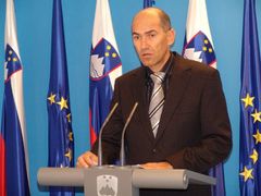Slovinský premiér Janez Janša považuje výhrady novinářů za liché