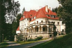 Známý slovenský zámek Kunerad zničil požár