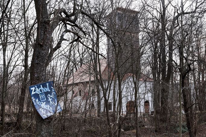 Zaniklá vesnice Pelhřimovy na česko-polské hranici poblíž Města Albrechtice