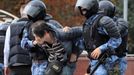 Protivládní protesty v Rusku, které rozehnala policie.