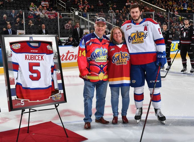 Šimon Kubíček se loučí s týmem Edmonton Oil Kings ve WHL.