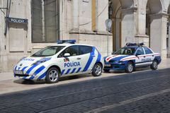 V Portugalsku odsoudili osm policistů kvůli únosu a napadení šesti mladistvých