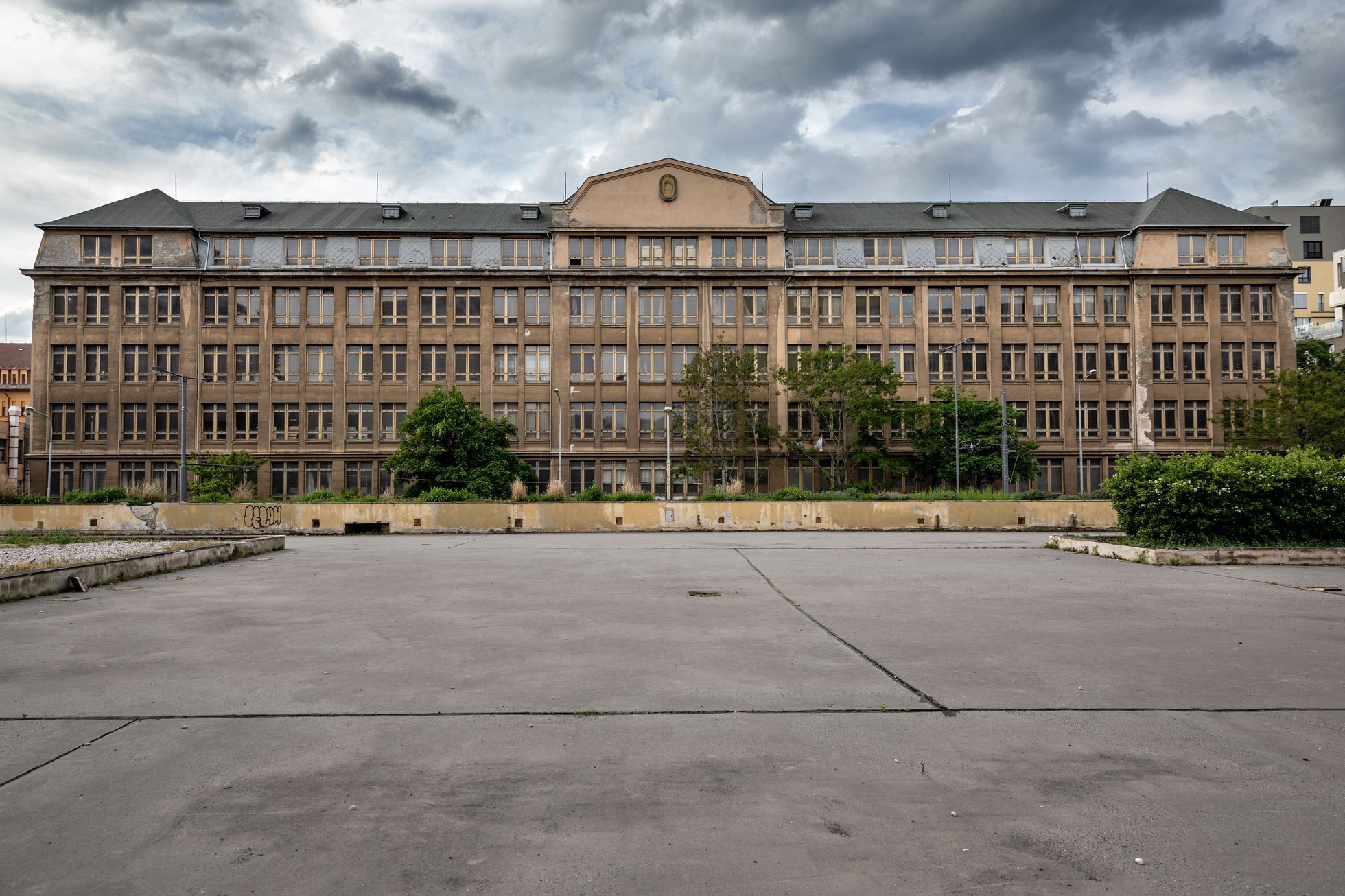 Kooh-i-noor, Vršovice, Praha, Domácí