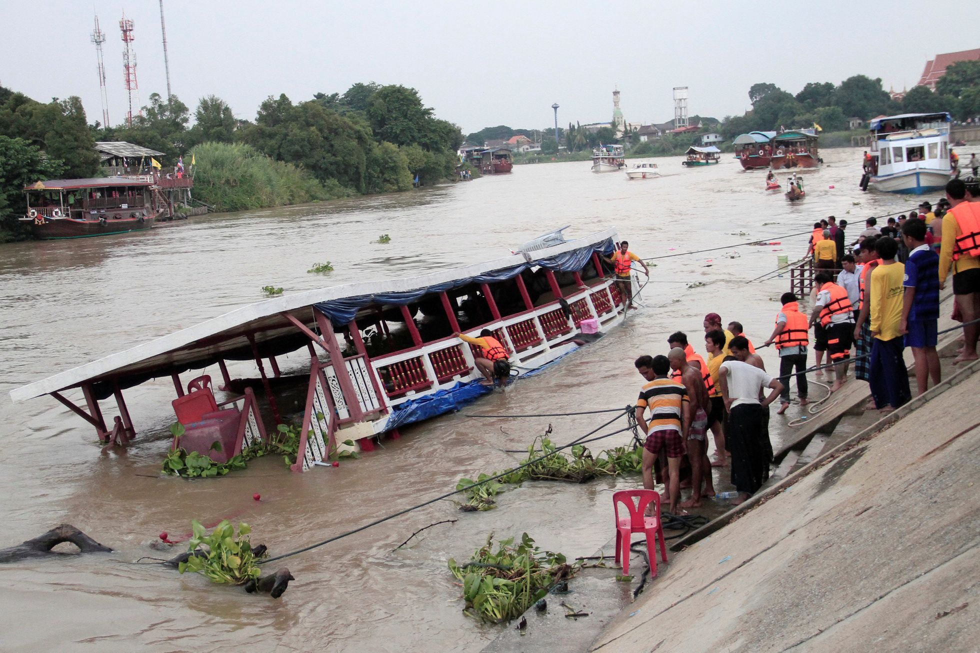 Potopená loď v Thajsku