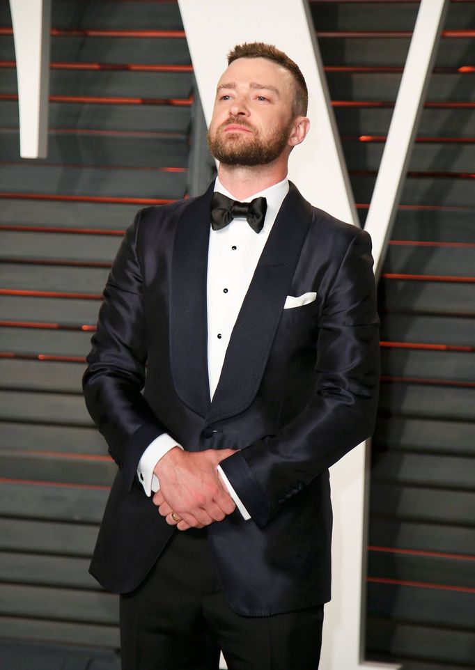 Justin Timberlake arrives at the Vanity Fair Oscar Party in Beverly Hills