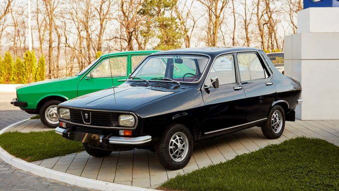Dacia 1300 je vlastně mírně upraveným Renaultem 12.