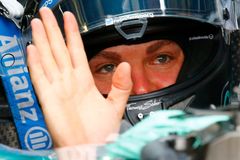 Díky Kvjatově těžké havárii Rosberg vyhrál kvalifikaci formule 1
