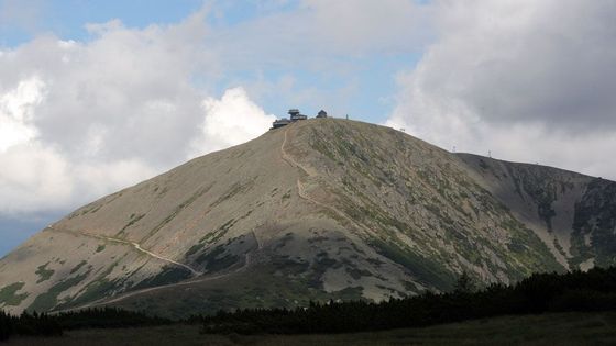 Chalupa v Krkonoších. Jak ministr žehnal nové stezce