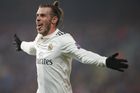 Gareth Bale  slaví v zápase LM Plzeň - Real Madrid