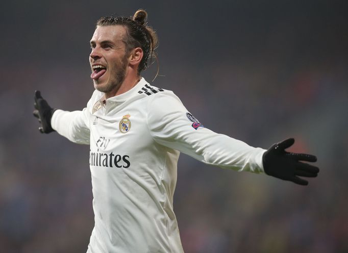 Gareth Bale  slaví v zápase LM Plzeň - Real Madrid