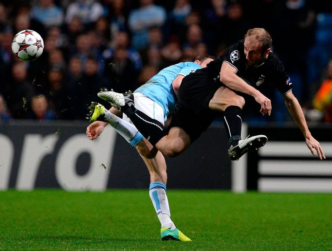 Manchester City - Plzeň (Milner, Hubník)