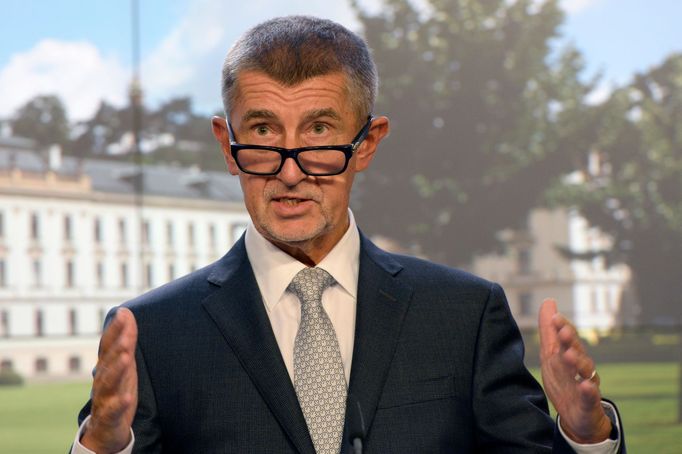 Andrej Babiš na tiskové konferenci poté, co státní zástupce zastavil jeho trestní stíhání v kauze Čapí hnízdo.