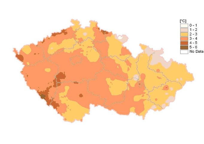 Průměrná měsíční teplota vzduchu v období od 1. do 15. 4. 2007 ve srovnání s dlouhodobým průměrem 19612000.