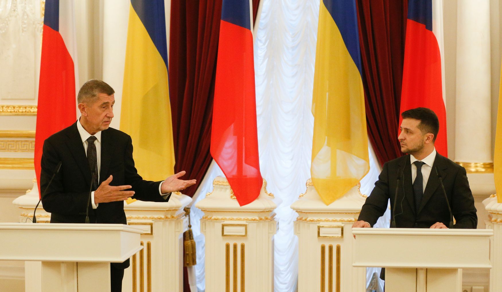Český premiér Andrej Babiš a ukrajinský prezident Volodymyr Zelenskyj