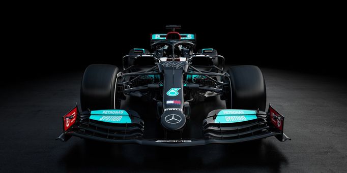 Nový monopost Mercedes W12 pro sezonu 2021