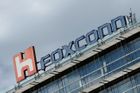 Pracovníci Foxconnu chtěli kvůli pandemii zavřít závod. Musíme pomáhat, reaguje firma