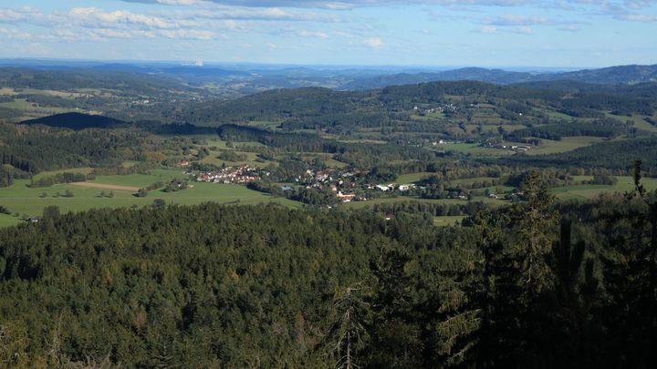 Na Šumavě padaly teplotní rekordy, v Kašperských Horách bylo přes 20 stupňů