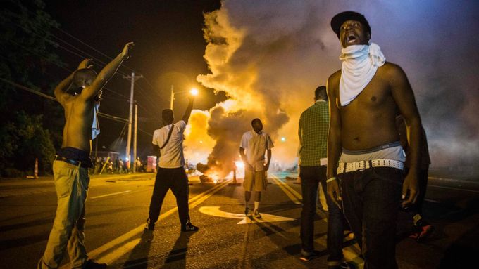 Protesty ve Fergusonu (archivní foto)