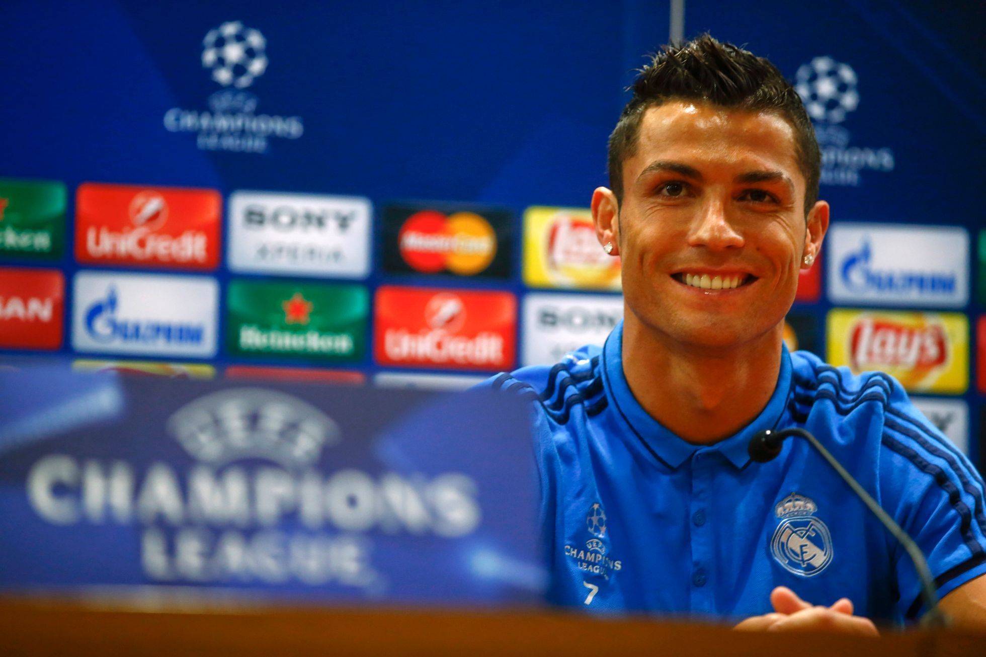 Cristiano Ronaldo na tiskové konferenci před duelem v Římě