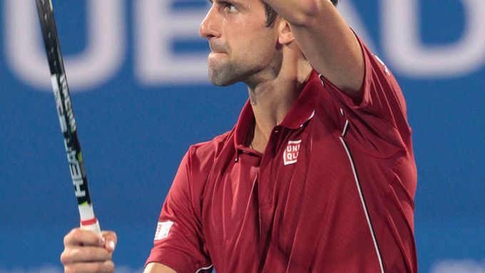 Novak Djokovič na turnaji v Abú Zabí