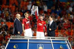 VIDEO Van Gaal má s United první trofej, odnesl to Liverpool