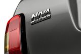 V roce 2006 se musela Lada Niva kvůli dohodě s General Motors přejmenovat na Ladu 4x4. Teď je jméno, doplněné o přídomek Legend, zpět.
