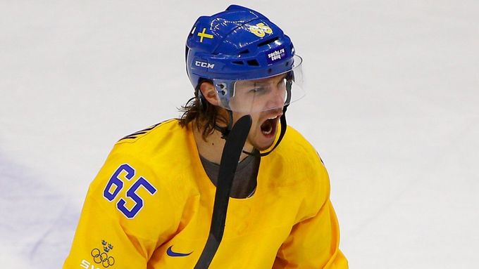 Prohlédněte si galerii z dramatického prvního semifinále olympijského hokejového turnaje, v němž Švédové porazily své rivaly z Finska 2:1.