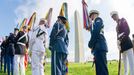 Čestná stráž u Washingtonova monumentu během ceremoniálu znovuotevření 12. května 2014, Washington, D.C.