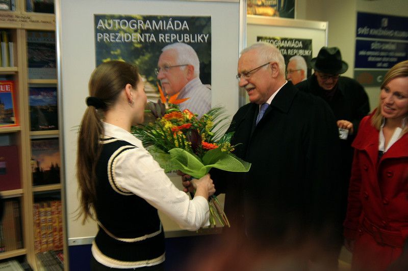 Autogramiáda Václava Klause