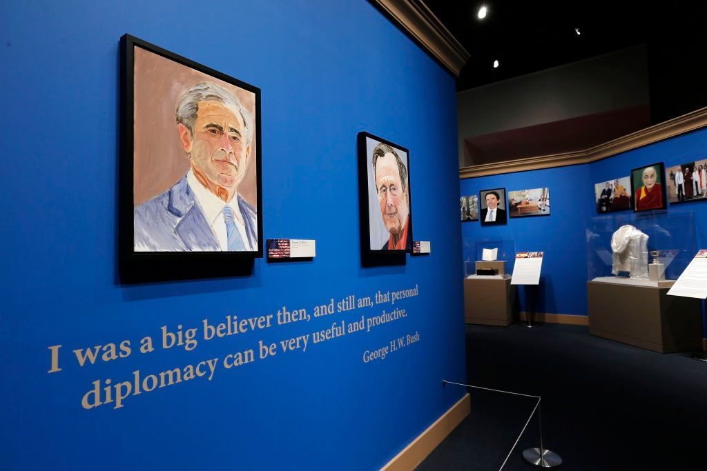 Výstava portrétů George W. Bush
