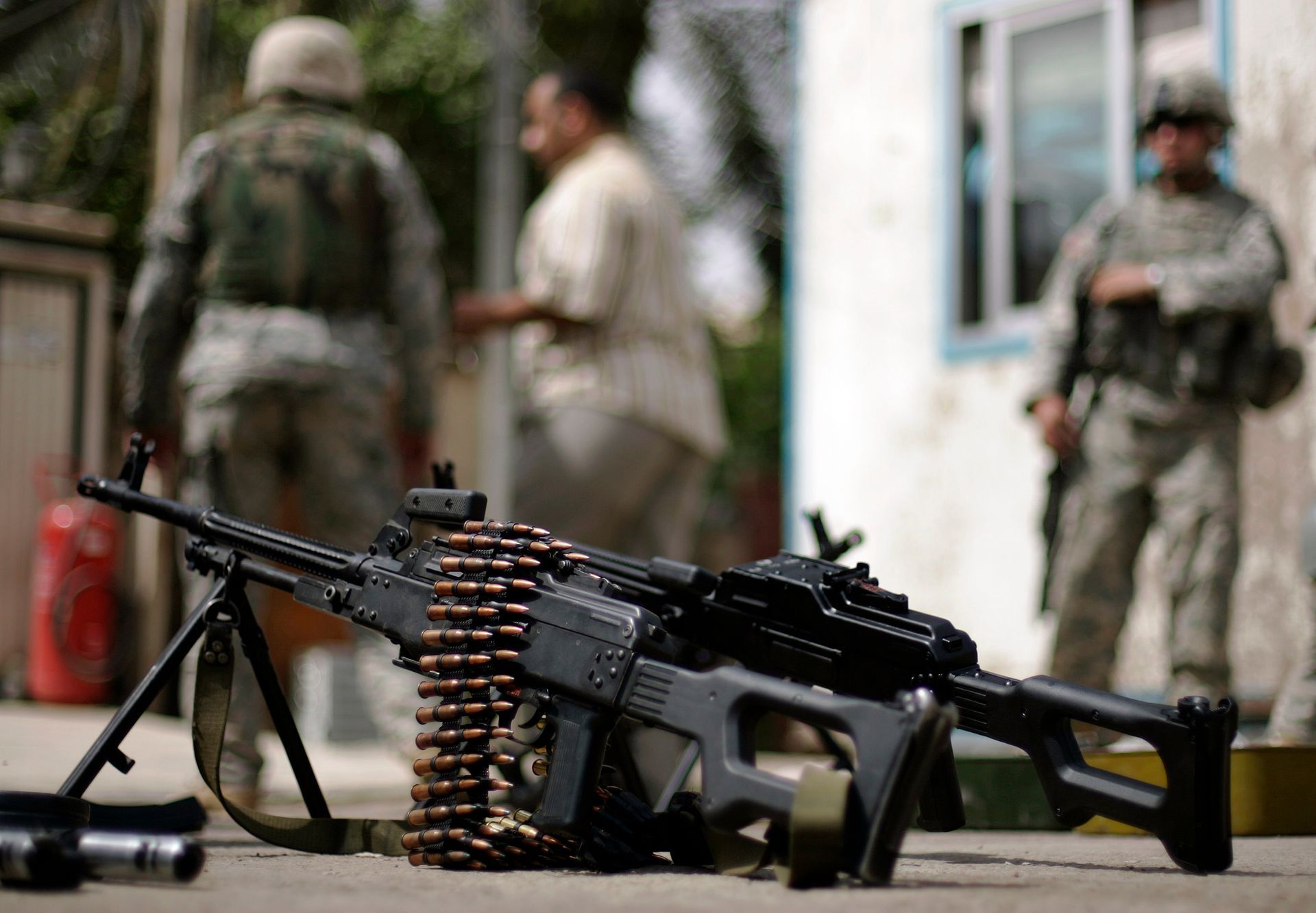 Střelné zbraně zkonfiskované v Bagdádu