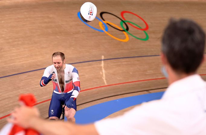 Jason Kenny z Velké Británie ovládl finále mužského keirinu na LOH 2020 v Tokiu.