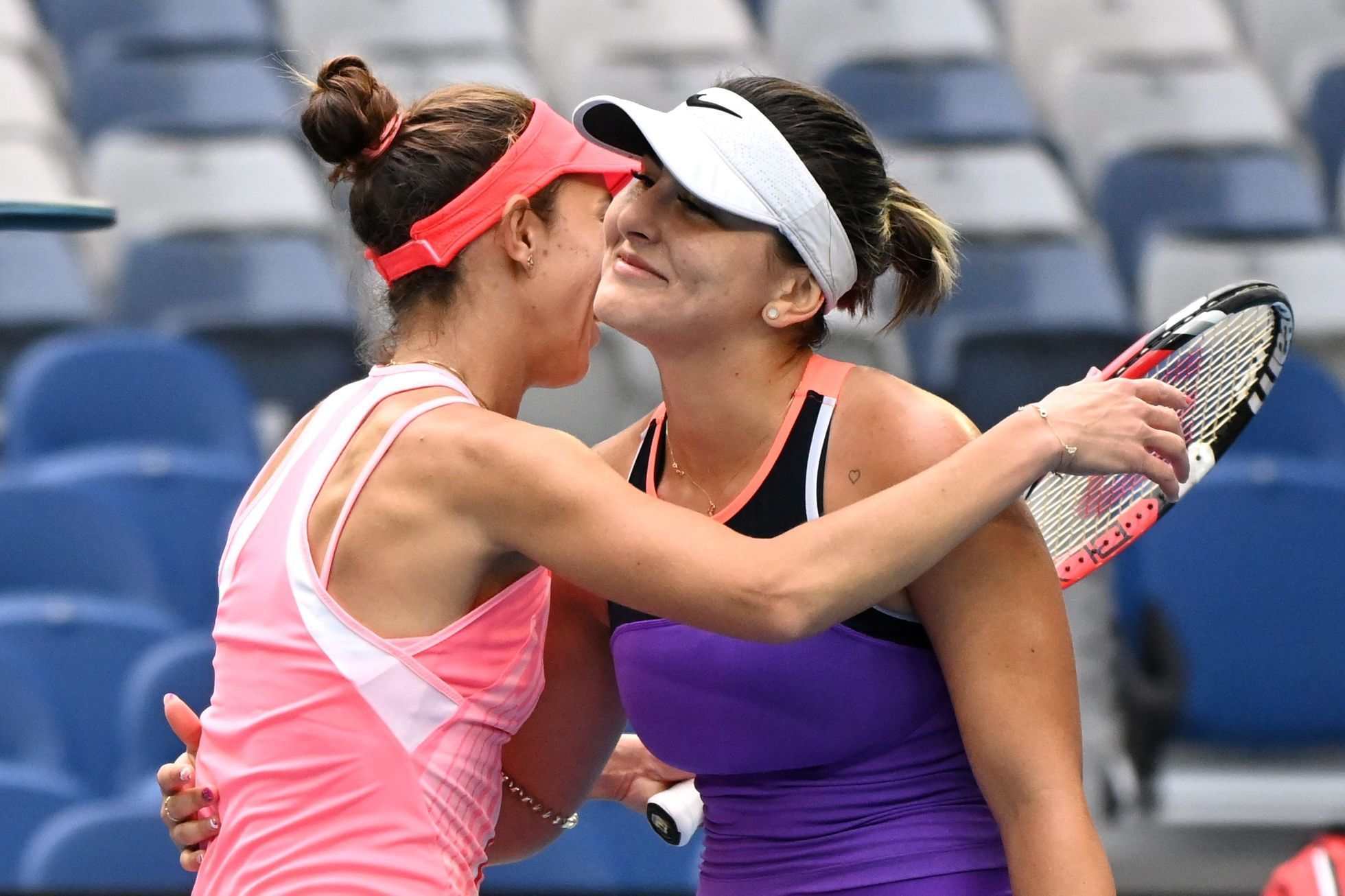 Australian Open 2021, 1. den (Buzarnescuová, Andreescuová)