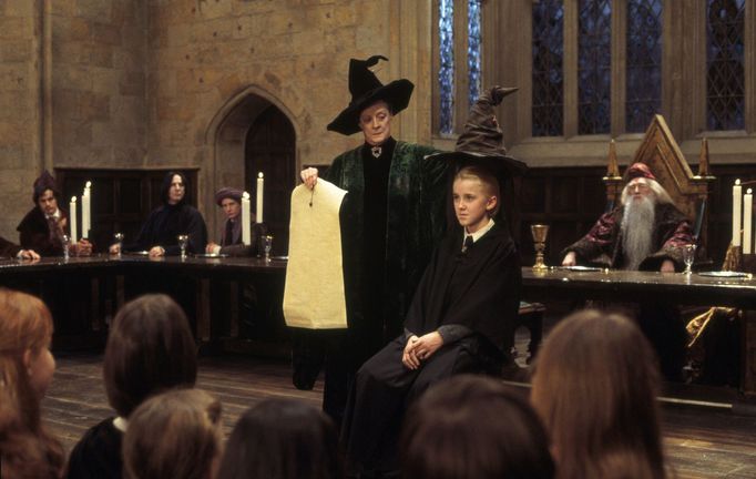 Maggie Smith a Tom Felton v prvním dílu Harryho Pottera z roku 2001.