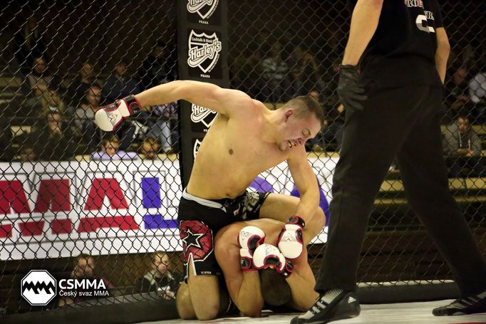 První český amatérský šampionát MMA