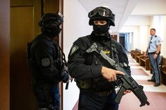 Nejdřív se zeptal, kde mají nože. Jak došlo k děsivé vraždě, u níž pořád chybí motiv