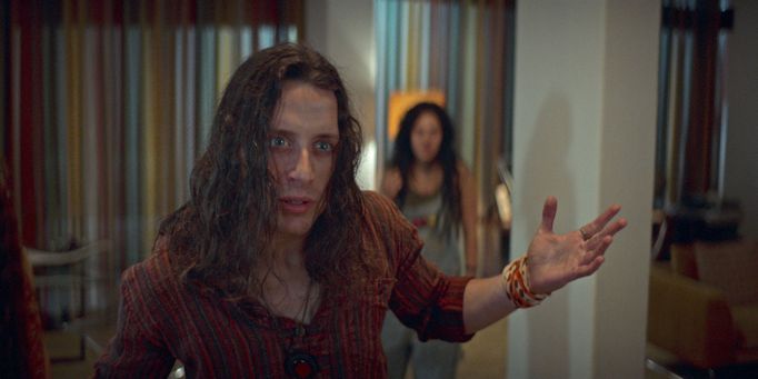 Rory Culkin jako Kappa.