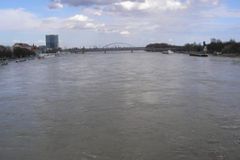 Opět krásný modrý Dunaj? Čistota řeky se zlepšila