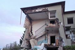 Při výbuchu v domě na Opavsku zemřel člověk. Podle místních byl sběratelem munice
