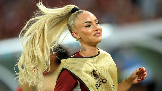 Tyhle fotbalistky vás dostanou! Podívejte se na nejkrásnější momenty z Eura 2025