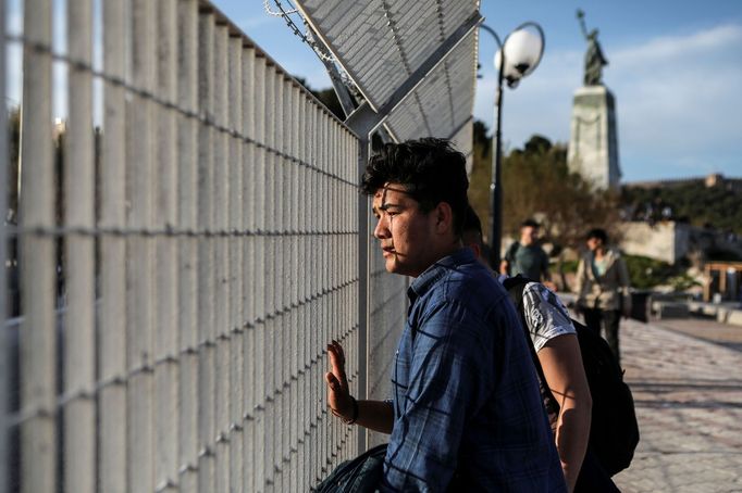 Migranti na řecko-turecké hranici.