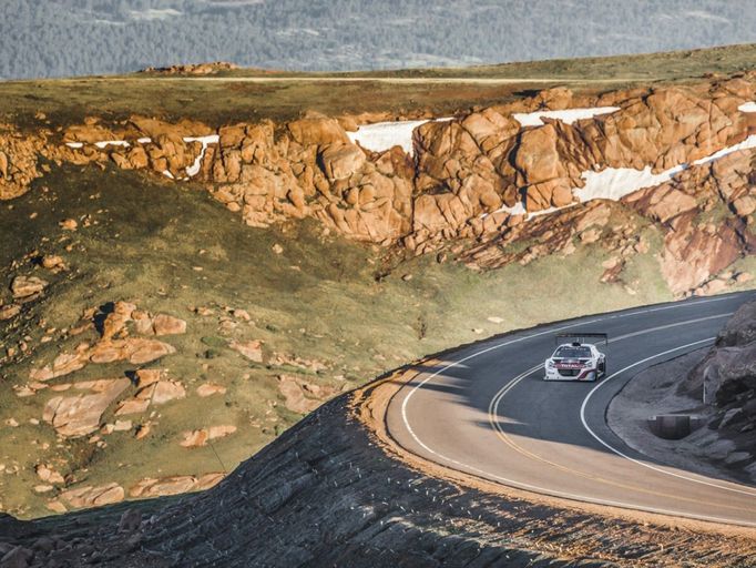 Pikes Peak 2013: Sébastien Loeb, Peugeot 208 T16 Pikes Peak